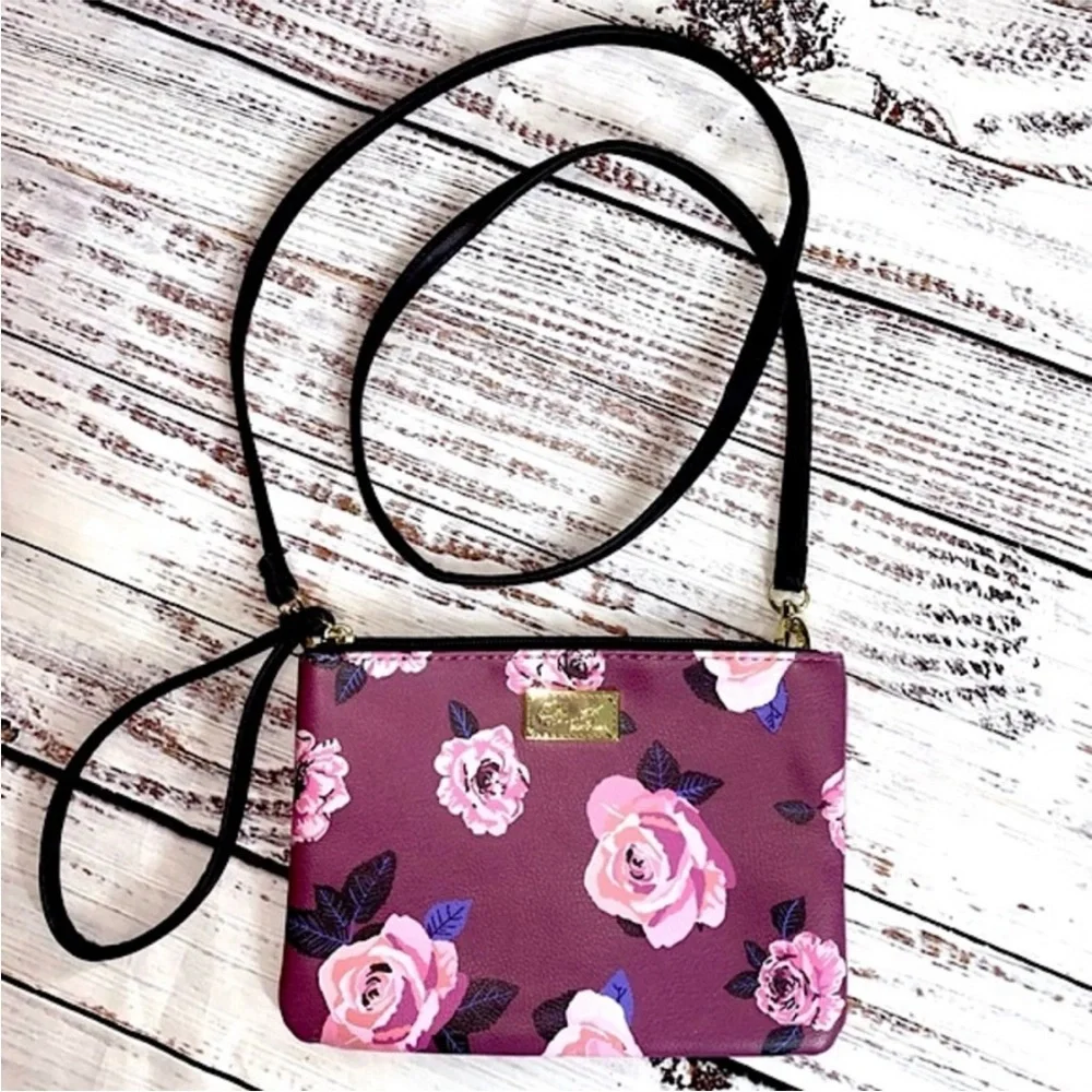 NWOT LUV BETSEY JOHNSON Floral Convertible Wristlet/Crossbody